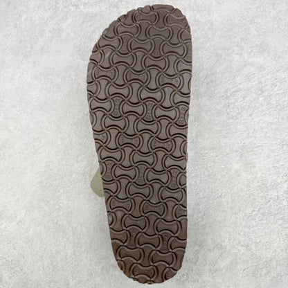 Birkenstock Boston Camurça - Cáqui Claro