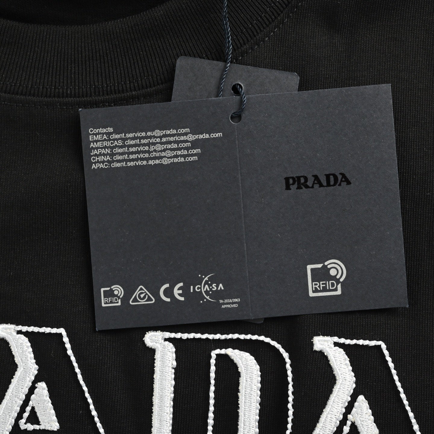 Camiseta Prada