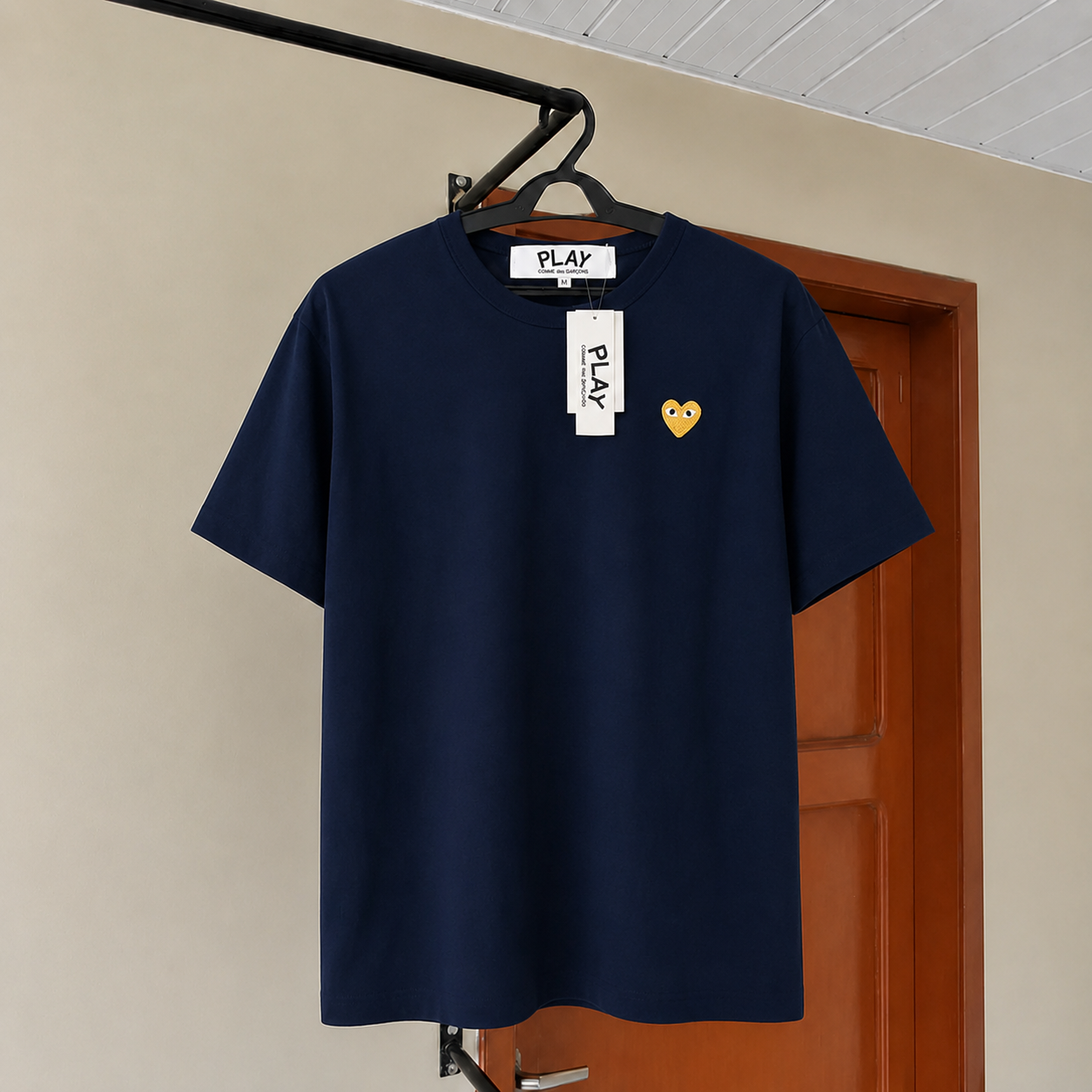 Camiseta CDG Play Azul Marinho Golden Heart
