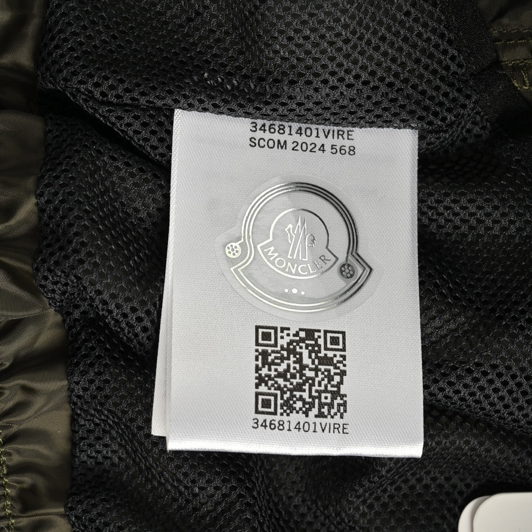 Short Moncler