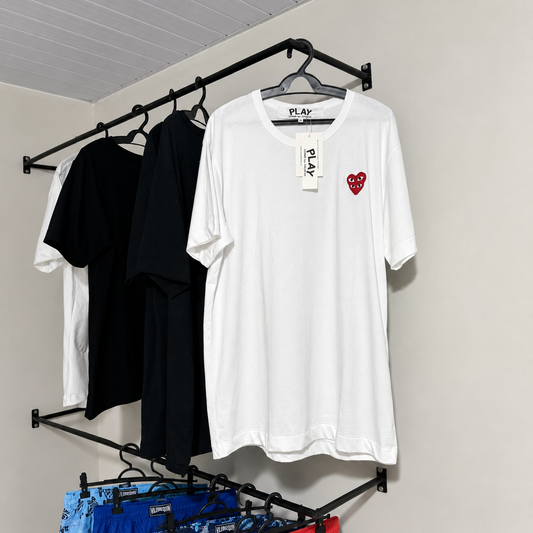 Camiseta CDG Play Branco Family