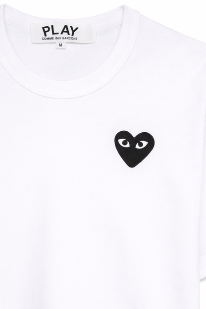 Camiseta CDG Play Branca "Black Heart"