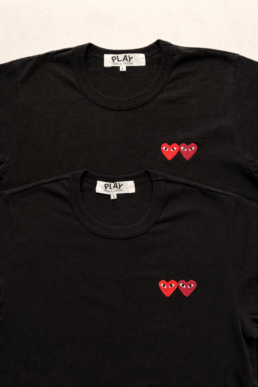 Camiseta CDG Play Preta "Double Heart"