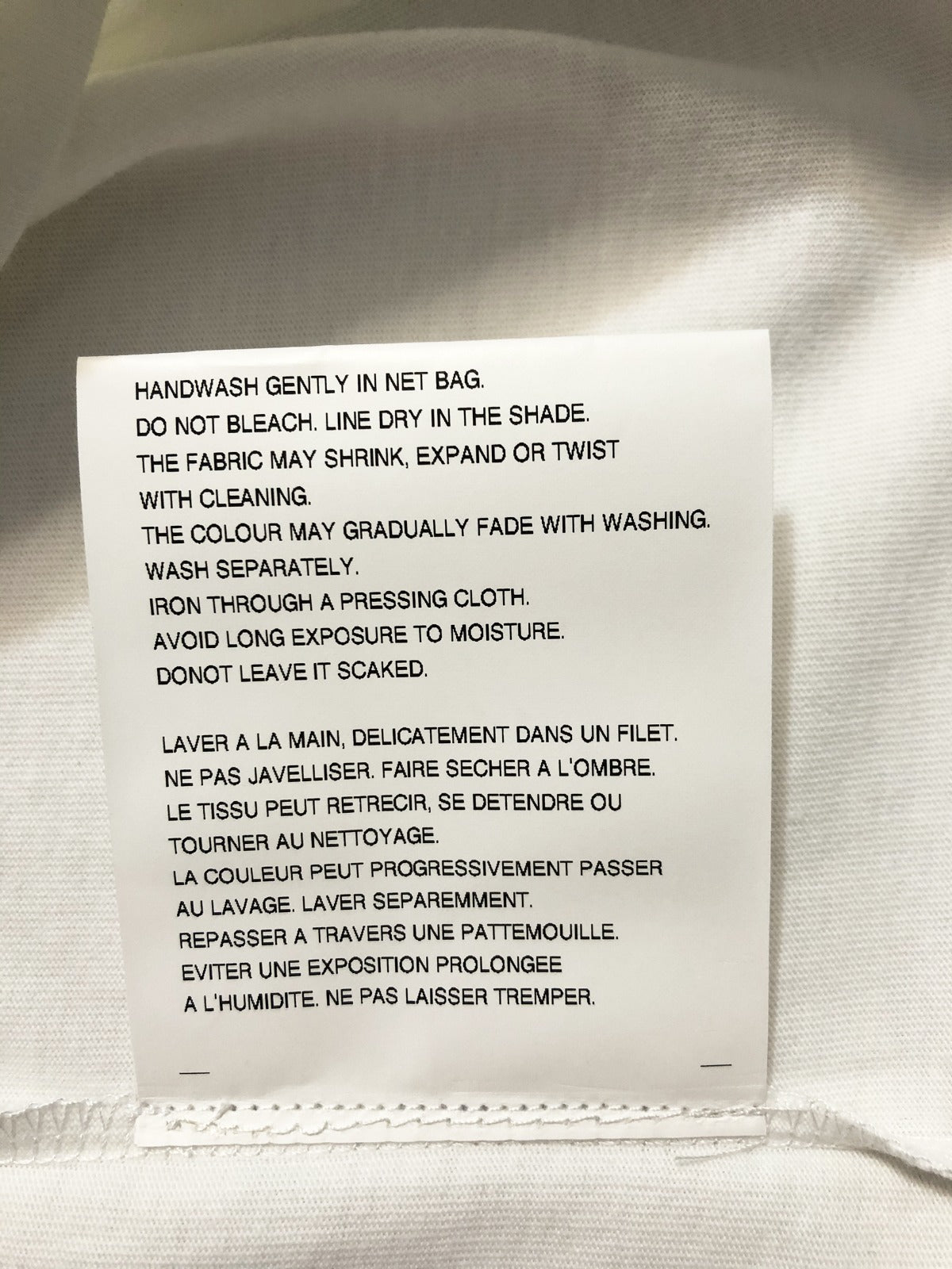 Camiseta CDG Play Branca "Black Heart"