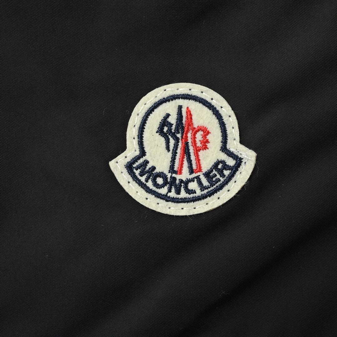 Short Moncler