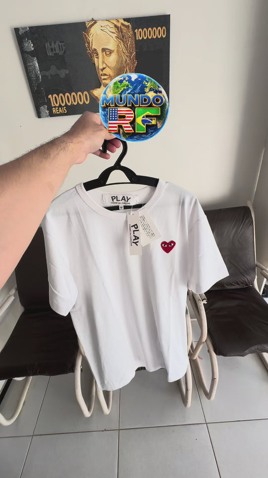 Camiseta CDG Play Branco Red Heart